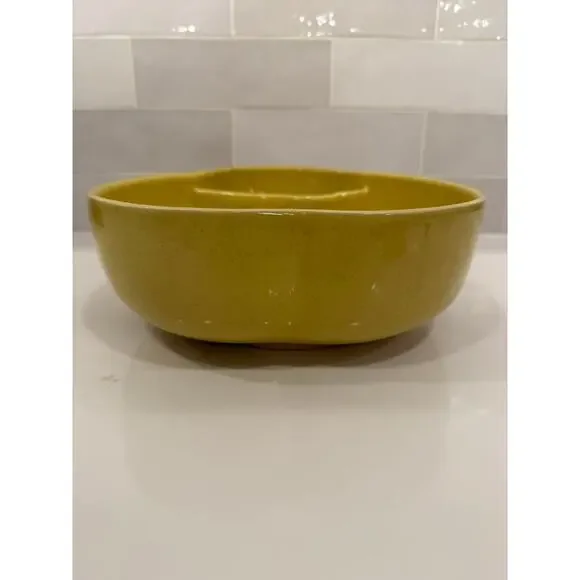 Vintage Pfaltzgraff Yellow Speckled Pear-Shaped‎ Serving Bowl
